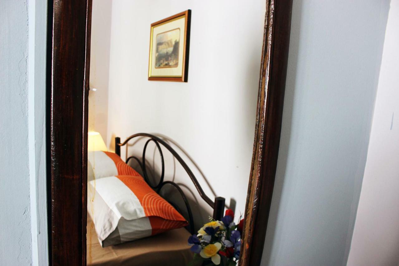 Meteora Mansion - Traditional Apt 3Bd - Rocks View กาลัมปากา ภายนอก รูปภาพ